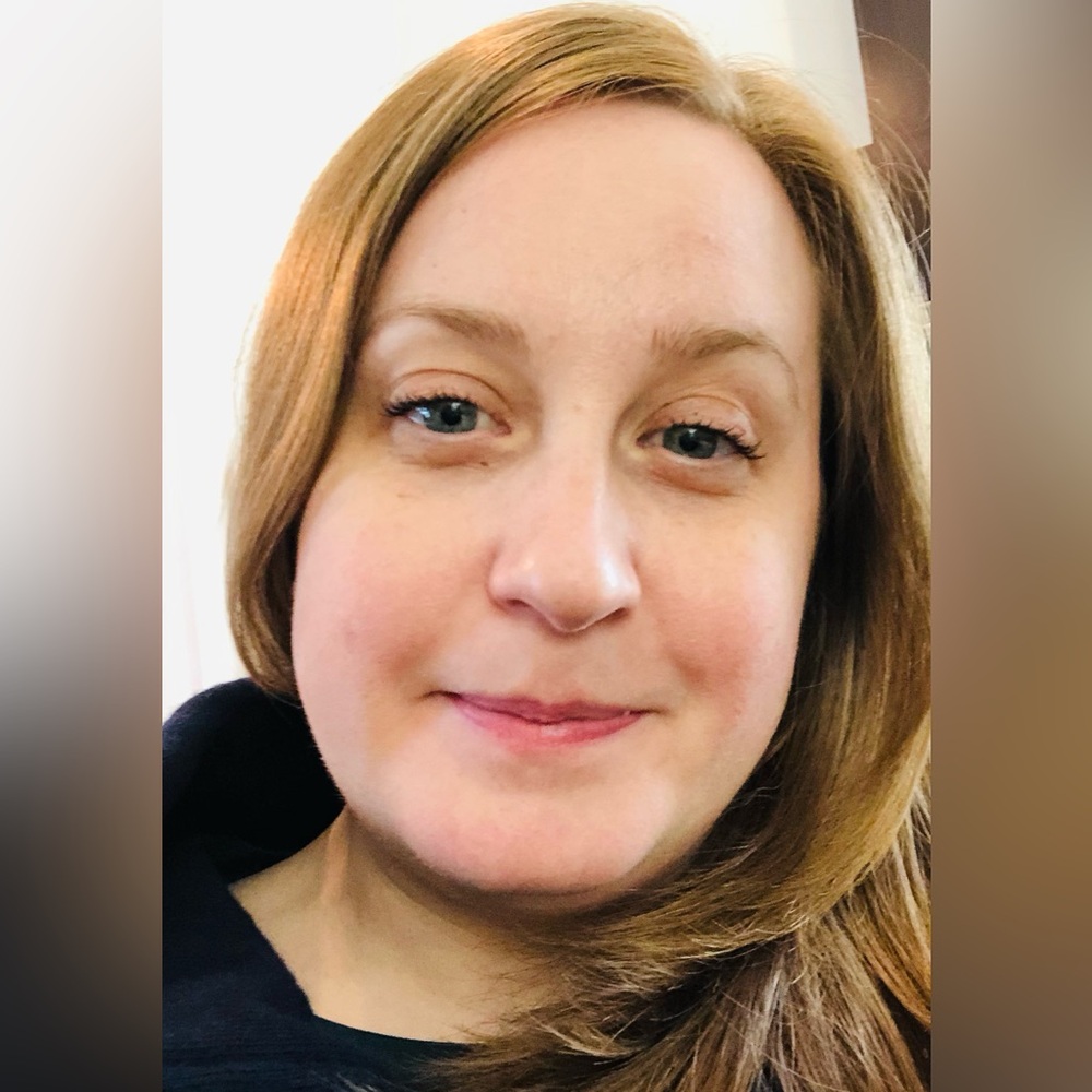 Meet your Posher, Pamela